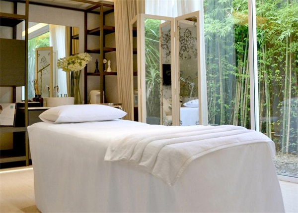 女性美容院加盟