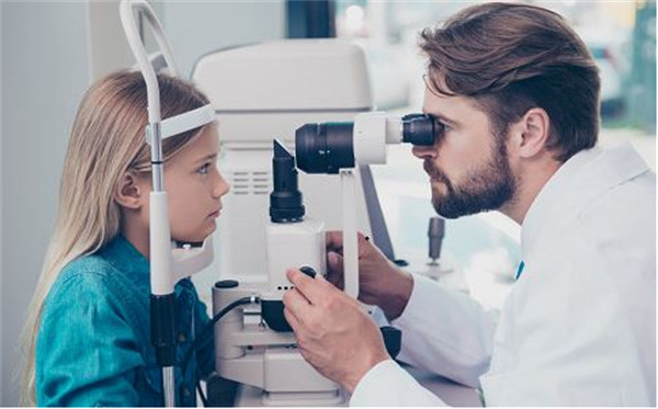 品牌视力矫正加盟