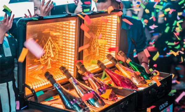 欧贝斯酒吧加盟