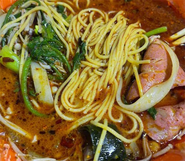 正宗东北麻辣烫加盟