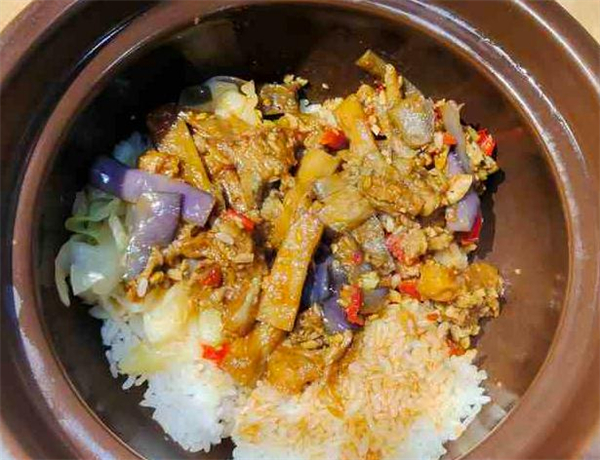 紫砂煲拌饭加盟