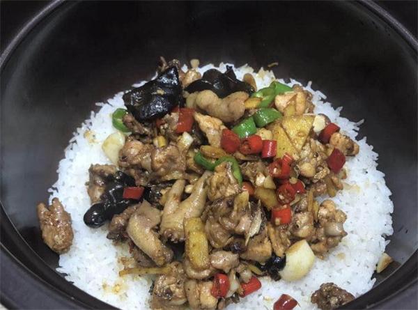 紫砂煲拌饭加盟