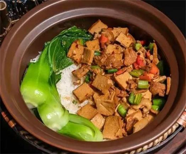紫砂煲拌饭加盟