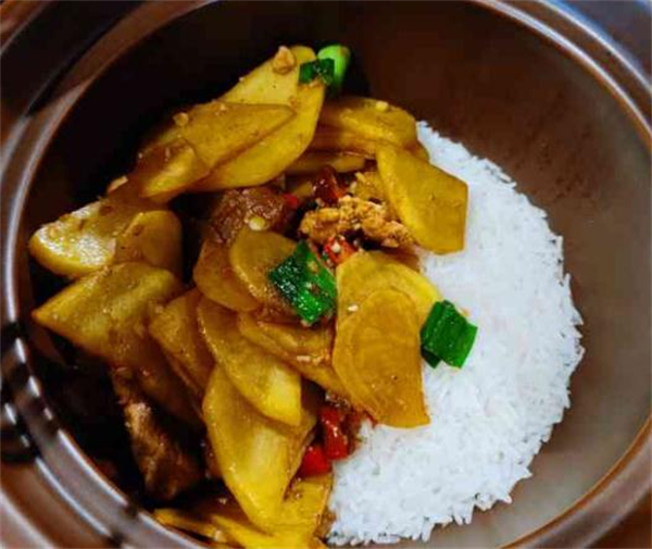 紫砂煲拌饭加盟