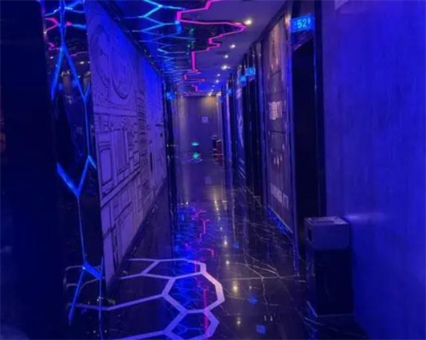 欢唱量贩式ktv加盟