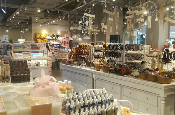 纪念日百货加盟