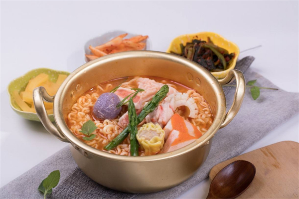 泡面小食堂加盟