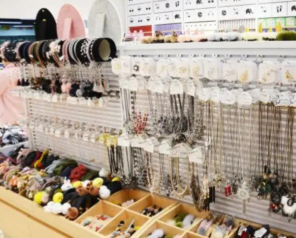 小型饰品店