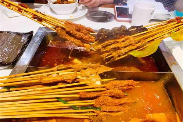 阿串串老火锅加盟