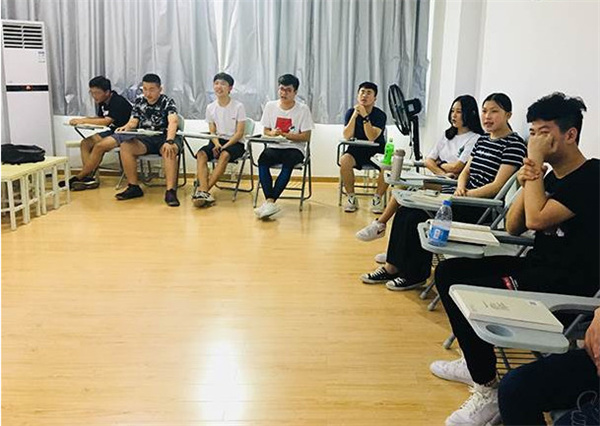 阳光传媒艺考培训加盟