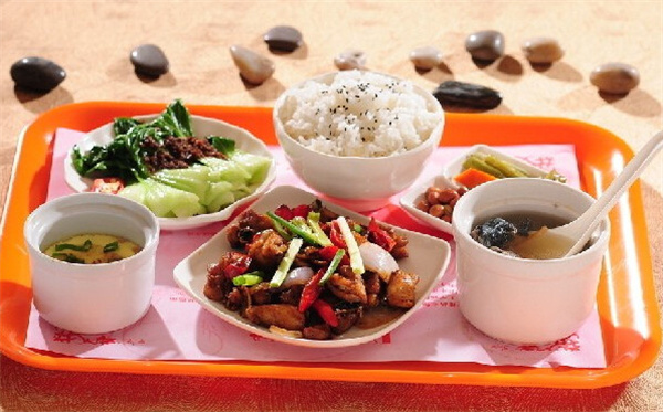 中式特色快餐加盟