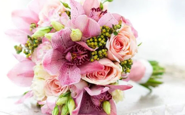 莎啦啦鲜花加盟费