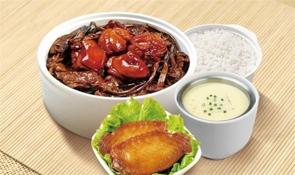 中式特色快餐加盟