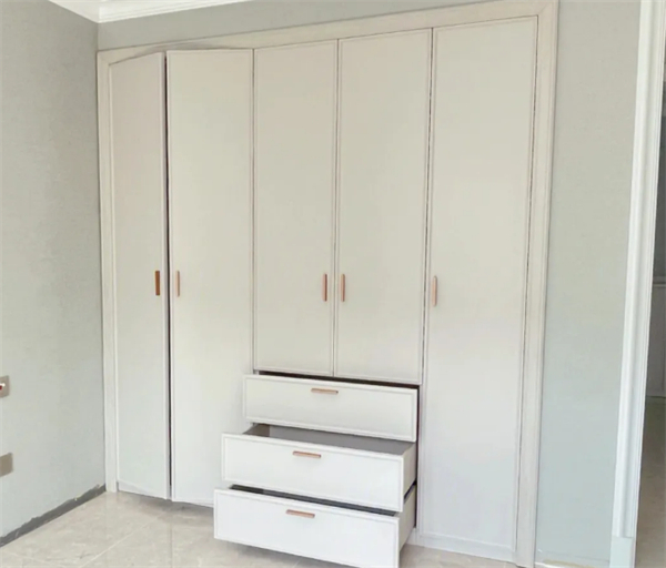 品牌定制衣柜加盟