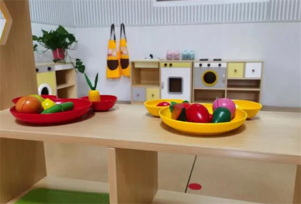 小柠檬早教加盟