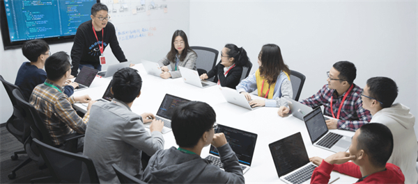 西瓜创客少儿编程加盟