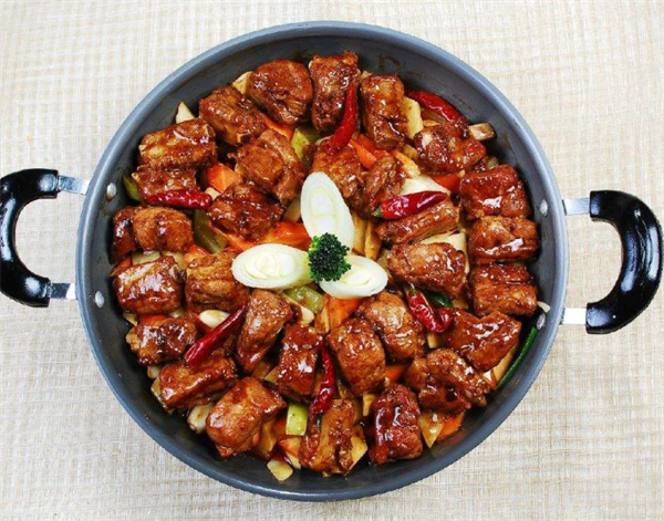 香姥姥焖锅加盟