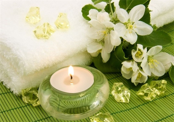 周韩美容spa店加盟