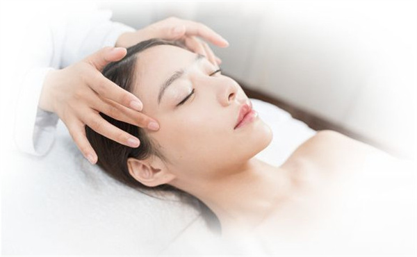 周韩美容spa店加盟