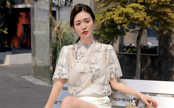 衣饰馨语女装加盟