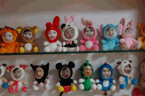 七十二变3D人面玩偶加盟