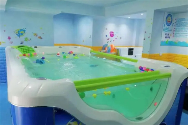 伊亲婴儿游泳馆加盟