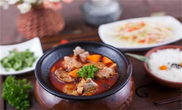 瓦罐香沸快餐小吃加盟