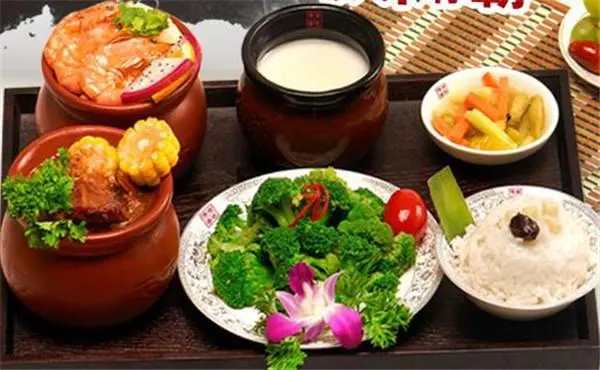 瓦罐香沸快餐小吃加盟