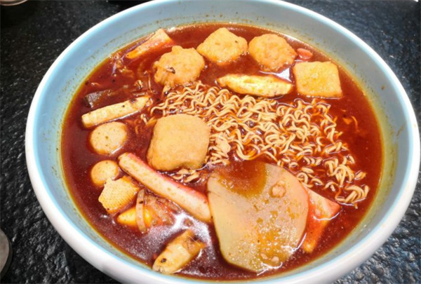 溢客久香麻辣烫加盟