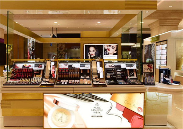 深蓝彩妆加盟多少钱