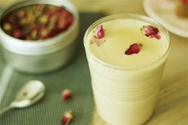 小掌柜爆奶吧加盟