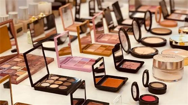 一线化妆品加盟