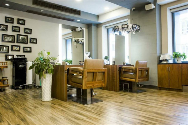 纤手人生美发学院