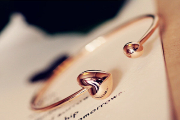 韩秀坊韩国饰品加盟