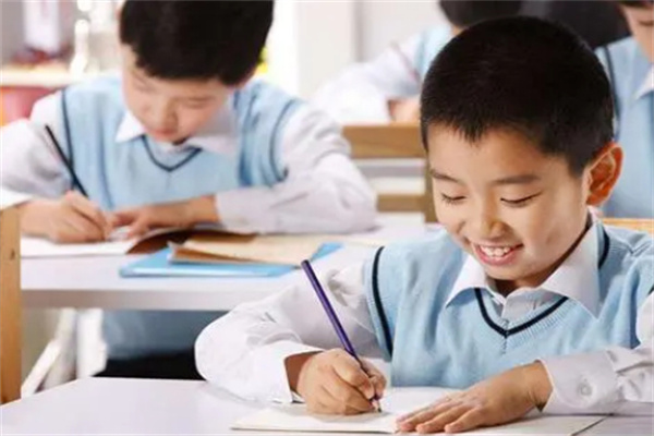 小学生作文班