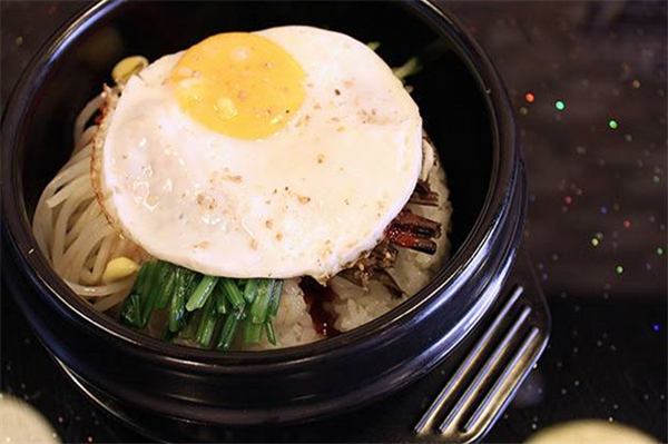 金佰年韩式快餐加盟