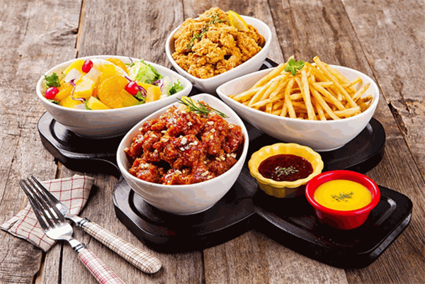 金佰年韩式快餐加盟