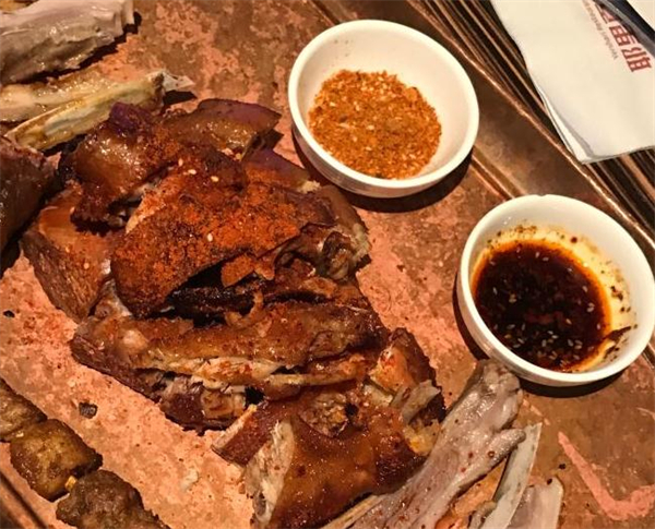 耶里夏丽新疆餐厅加盟