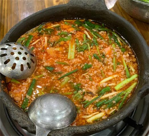 黔友友夺夺粉酸汤火锅加盟费