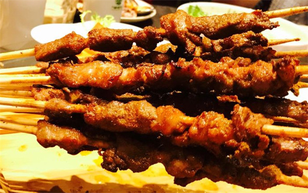 塔哈尔新疆盛宴加盟