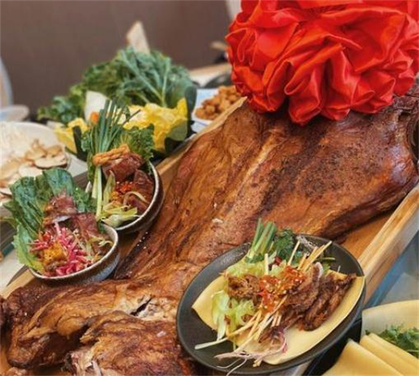 313羊庄·铁锅烀羊肉加盟