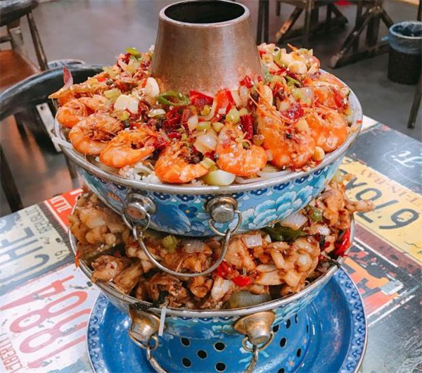 老城西炭火蛙锅