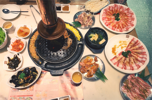 韩宫宴炭火烤肉加盟
