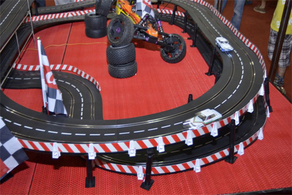 卡雷拉轨道赛车加盟