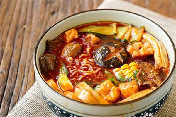 川渝麻辣烫加盟