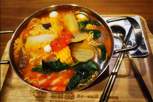 超级泰麻辣烫加盟