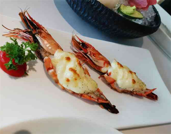 悦泰环球美食自助加盟