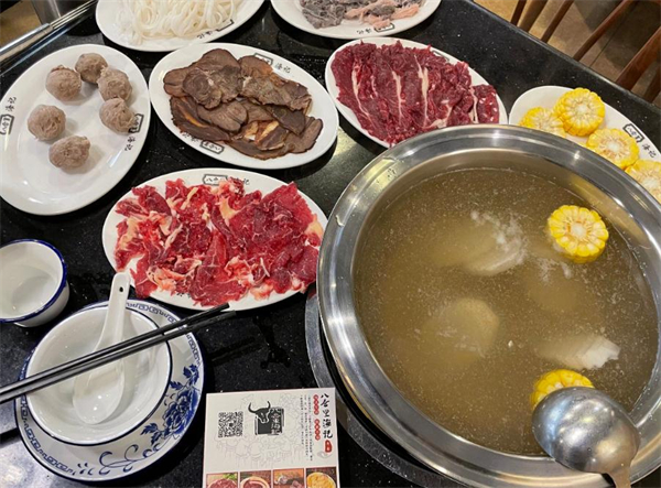 八合里牛肉火锅加盟费多少钱