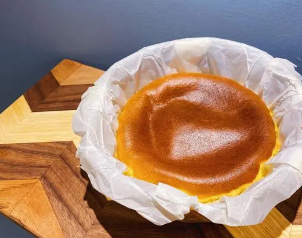 台湾凹蛋糕加盟