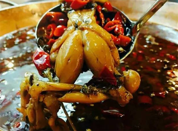 渝发哥重庆美蛙火锅加盟费